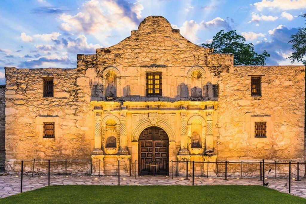 Pershing Place: Historic Home With Heated Spa/Pool By Zoo, Pearl, Golf, Witte San Antonio Luaran gambar